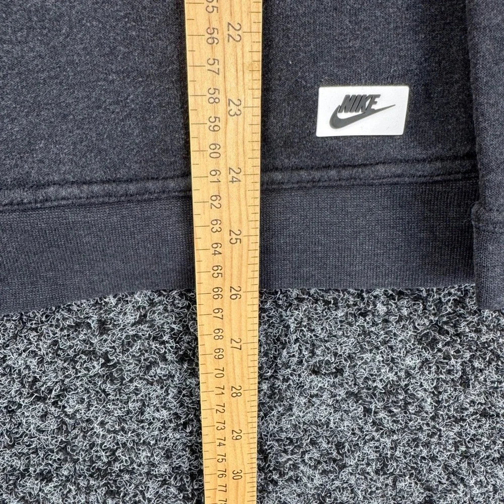 Nike sportswear crewneck
